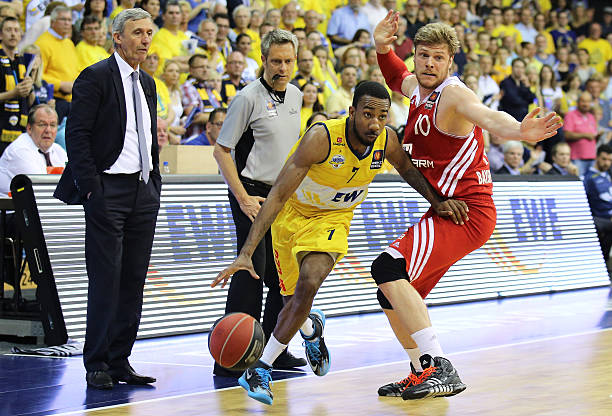 中暴露出的 中暴露出的